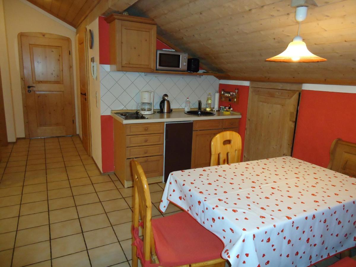 Ferienwohnung Wingen Bad Feilnbach Ruang foto
