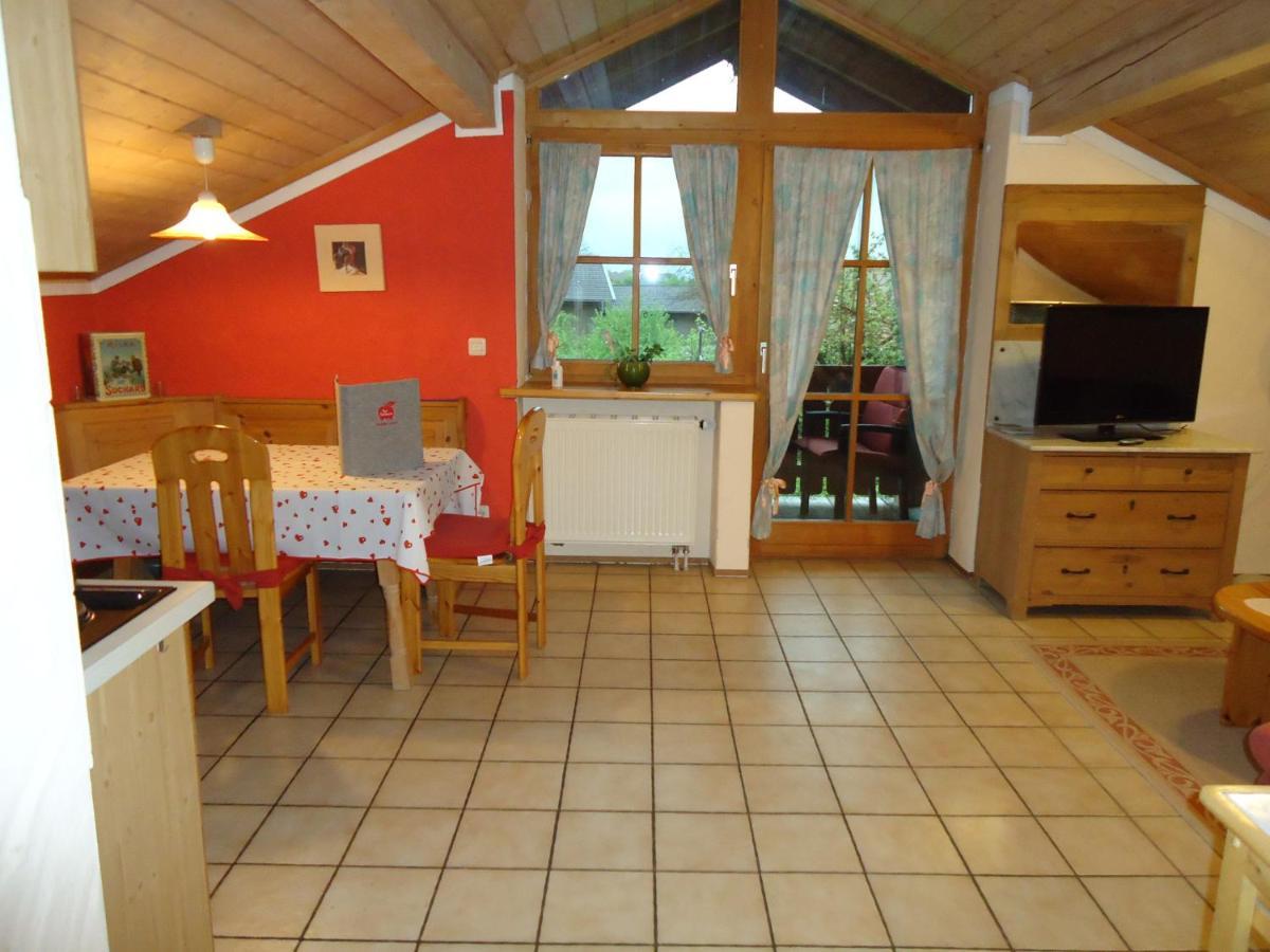 Ferienwohnung Wingen Bad Feilnbach Ruang foto