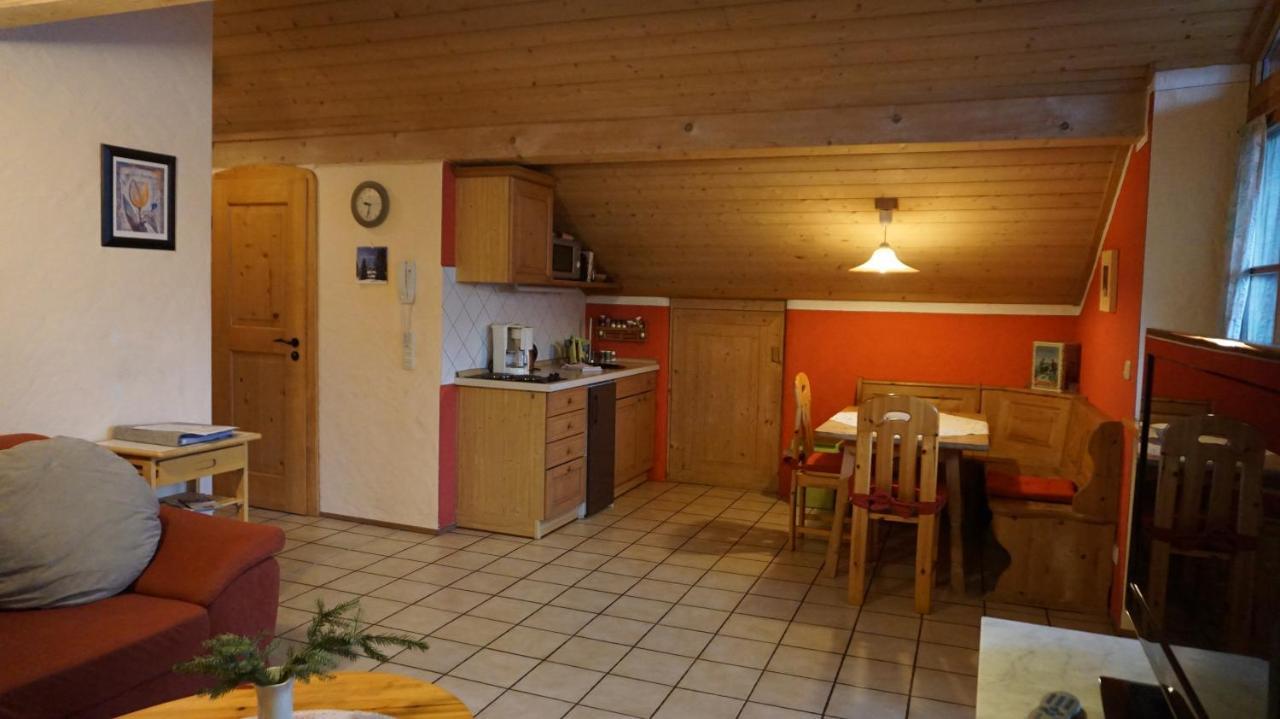 Ferienwohnung Wingen Bad Feilnbach Ruang foto